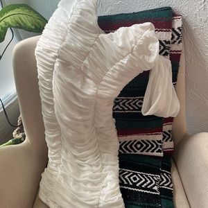 Selfie Leslie off shoulder mini